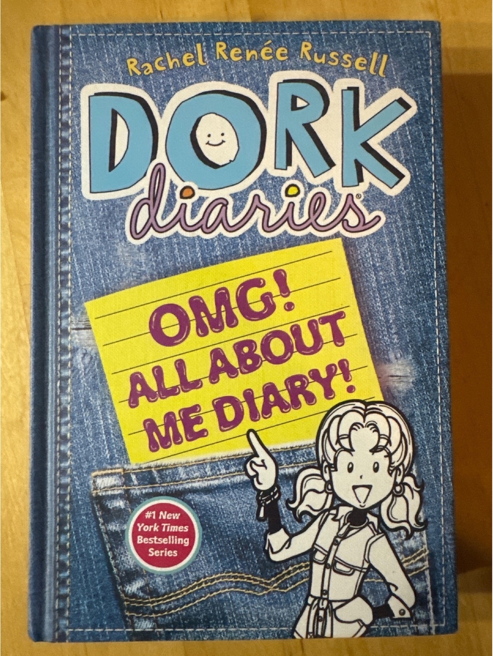 Dork Diaries OMG! All About Me Diary by Rachel Renée Russell